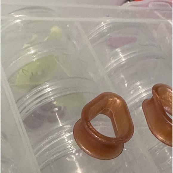 KAOS Softwear Hydra Tear Drop Shaped Silicone Eyelets-EUC!!! Rose Gold 5/8” - Picture 3 of 5